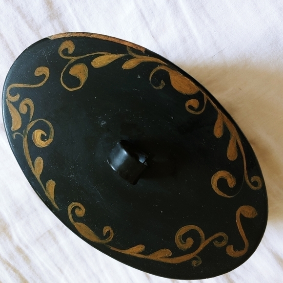 Vintage Storage Box - Picture 2 of 7